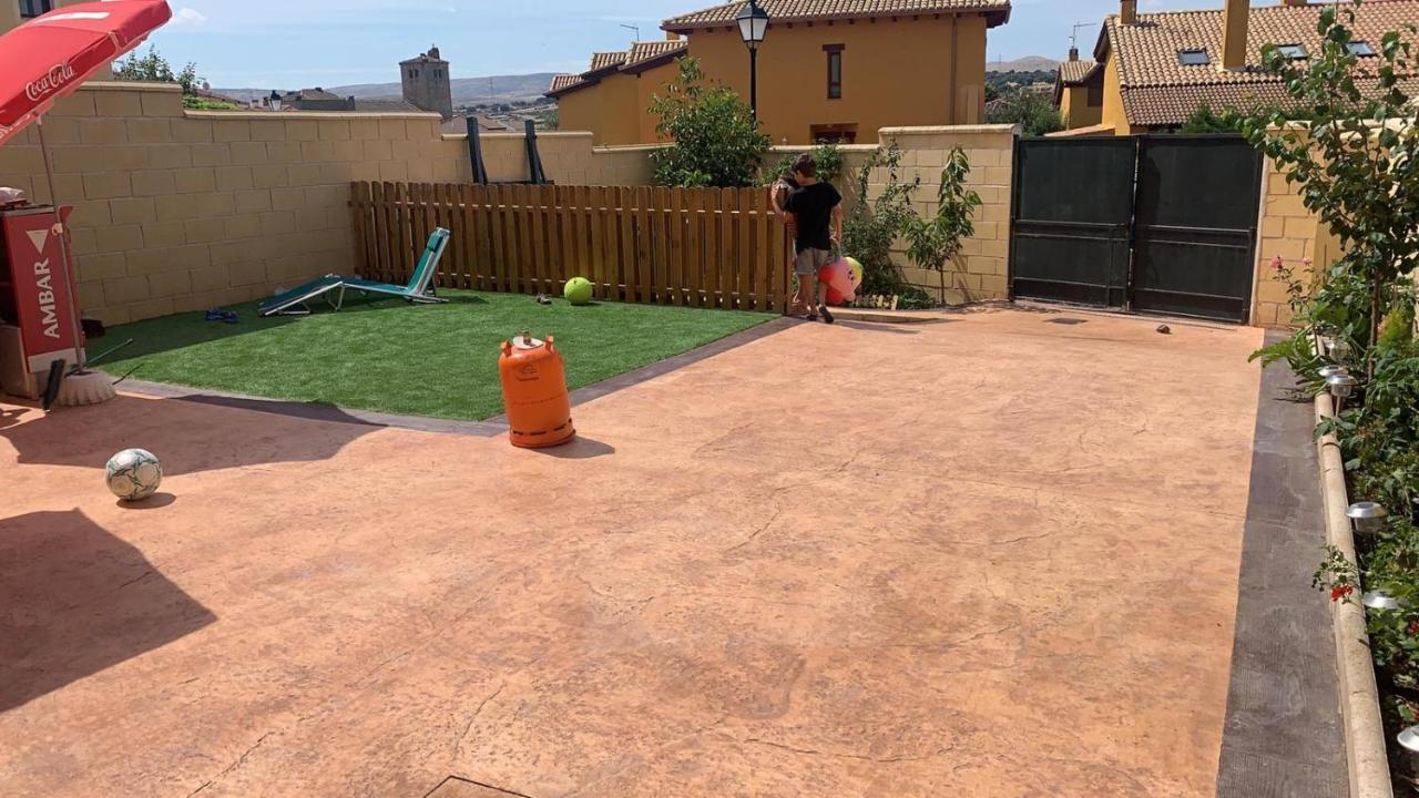 Navas de San Antonio Chalet Pradonavas מראה חיצוני תמונה